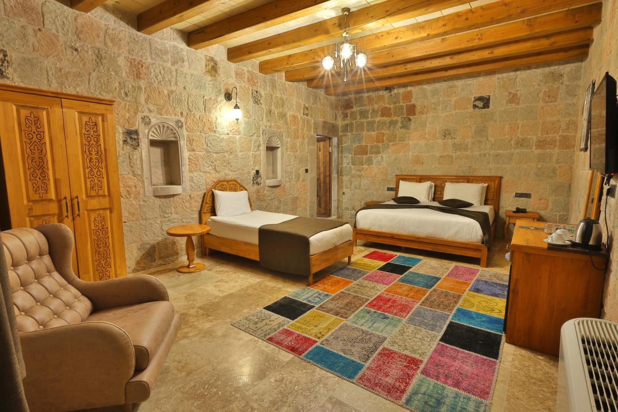 Cappadocia Secret Hill Cave Suites Goreme Exterior photo