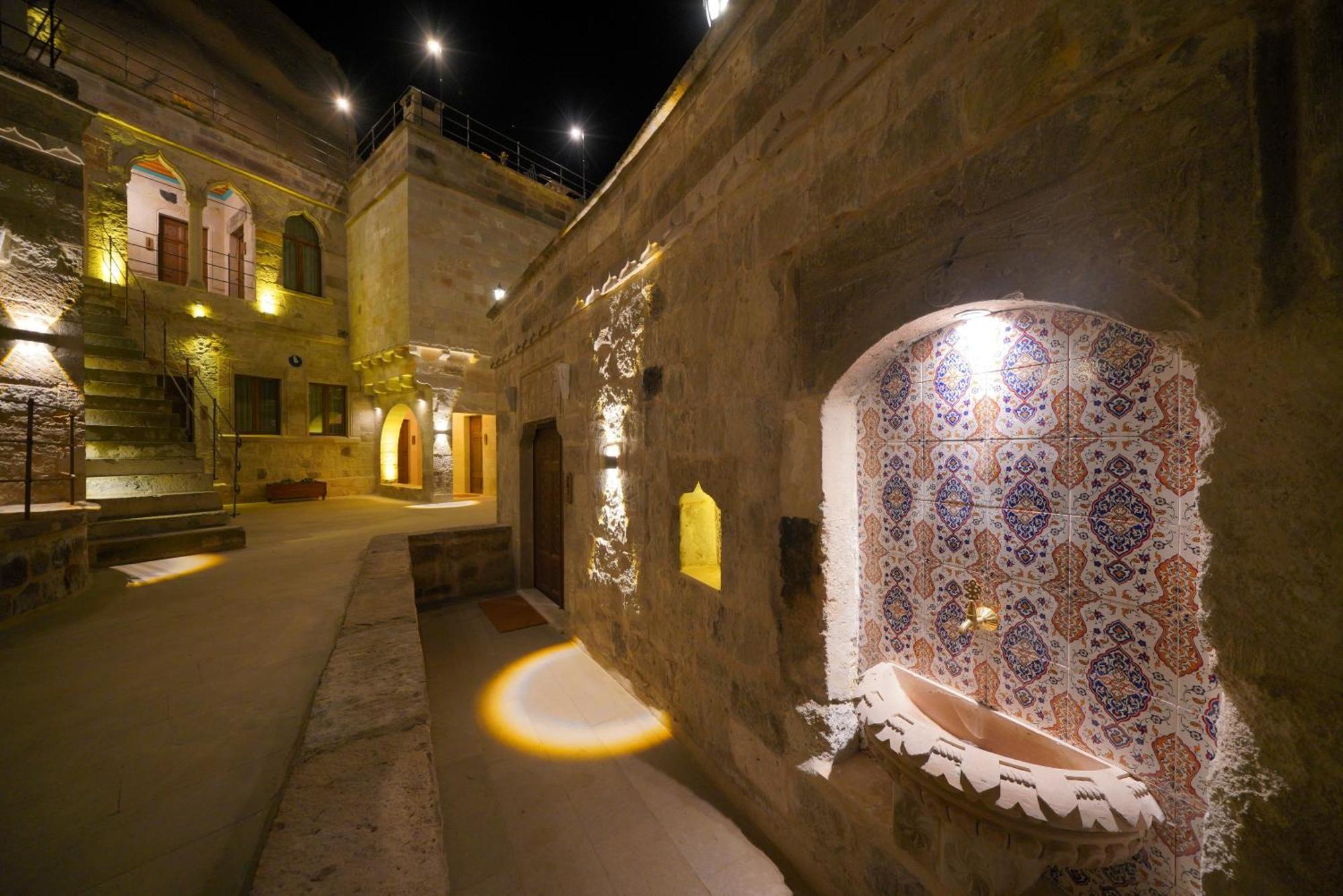 Cappadocia Secret Hill Cave Suites Goreme Exterior photo