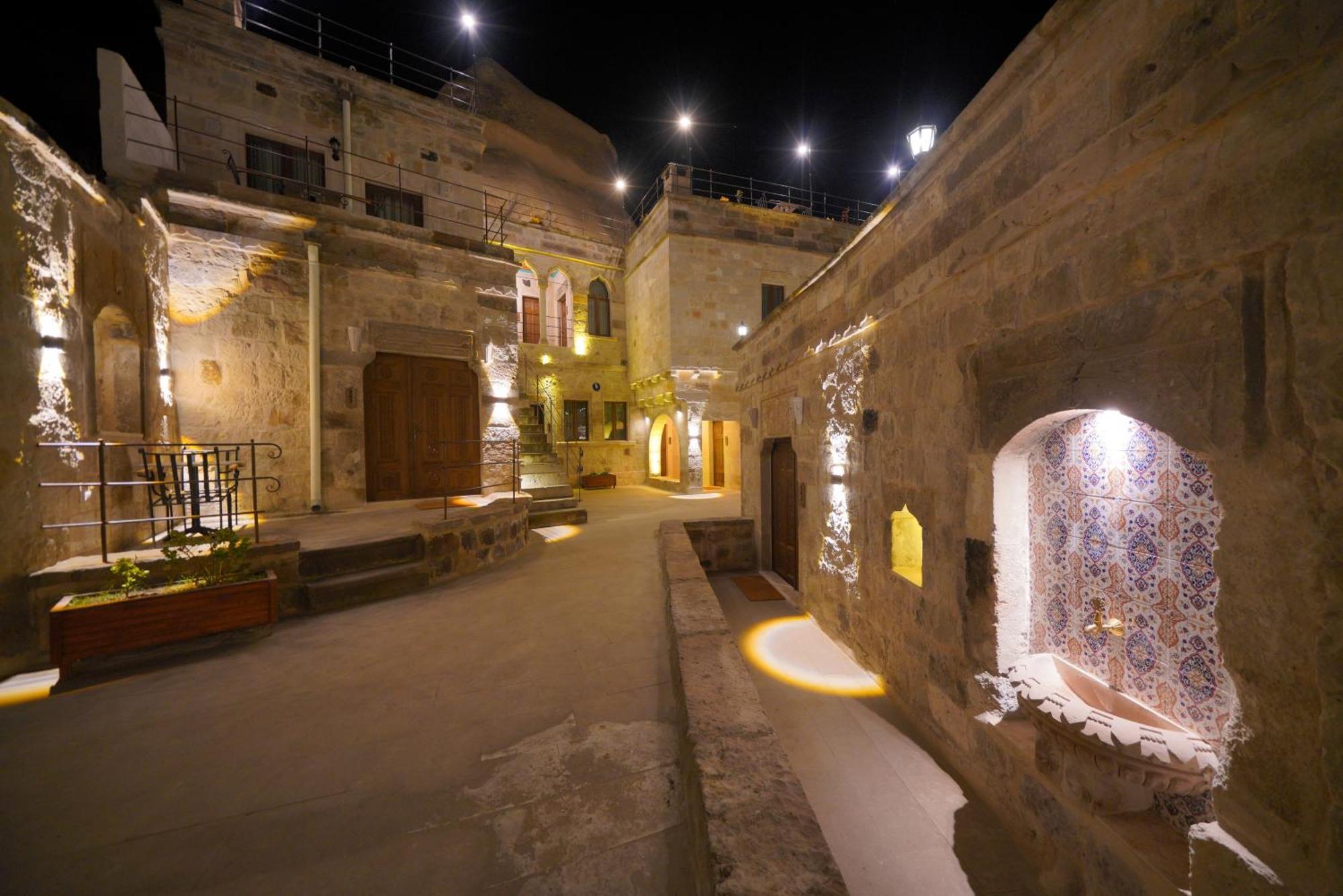 Cappadocia Secret Hill Cave Suites Goreme Exterior photo